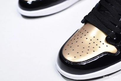 861428-007 Jordan Flexible Air 1 283 Gold Metallic 0822